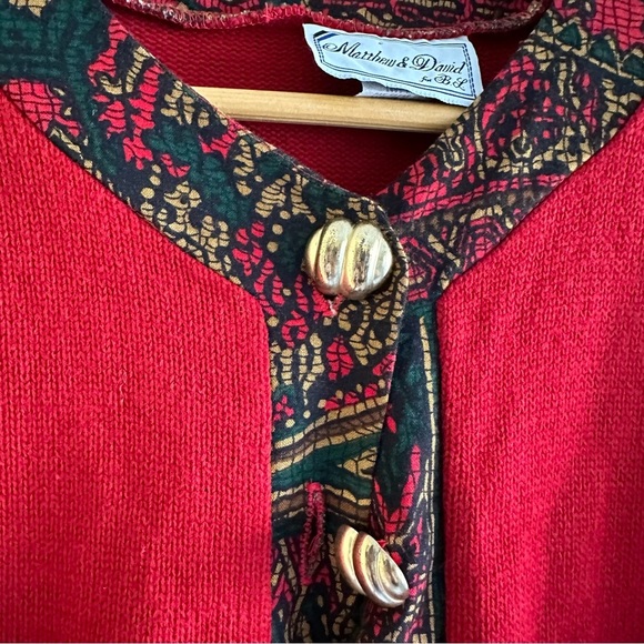 Matthew & David Vintage 90s Red Knit Gold Toned Button Cardigan Sweater Size 10 - Picture 4 of 9